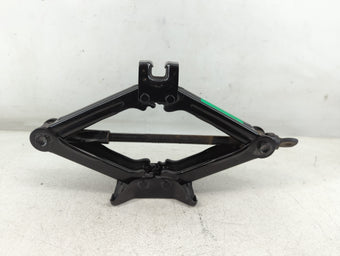 compare product 2008 Hyundai Sonata Spare Scissor Car Jack 1067787