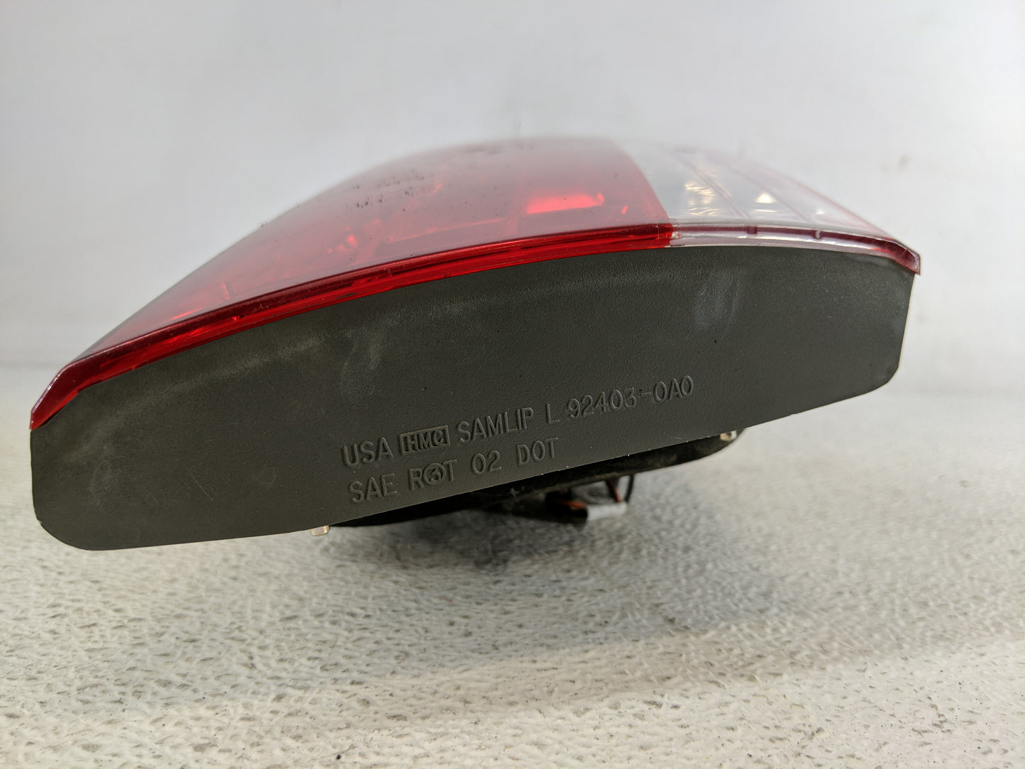 2006-2008 Hyundai Sonata Tail Light Assembly Driver Left OEM P/N:92403-0A0 Fits Fits 2006 2007 2008 OEM Used Auto Parts - Oe