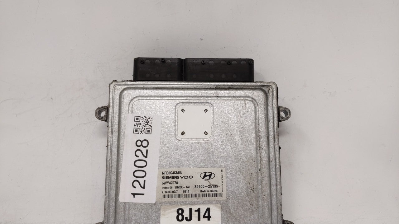 2006-2008 Hyundai Sonata PCM Engine Control Computer ECU ECM PCU OEM P/N:39100-25131 39100-25135 Fits Fits 2006 2007 2008 OE