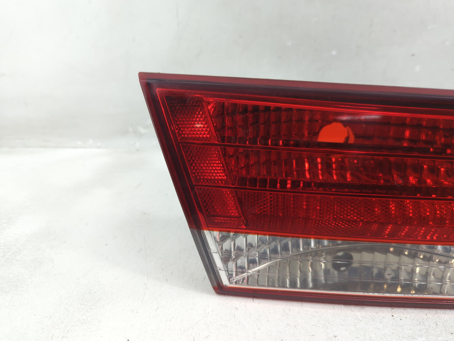 2006-2008 Hyundai Sonata Tail Light Assembly Passenger Right OEM Fits Fits 2006 2007 2008 OEM Used Auto Parts - Oemusedautop