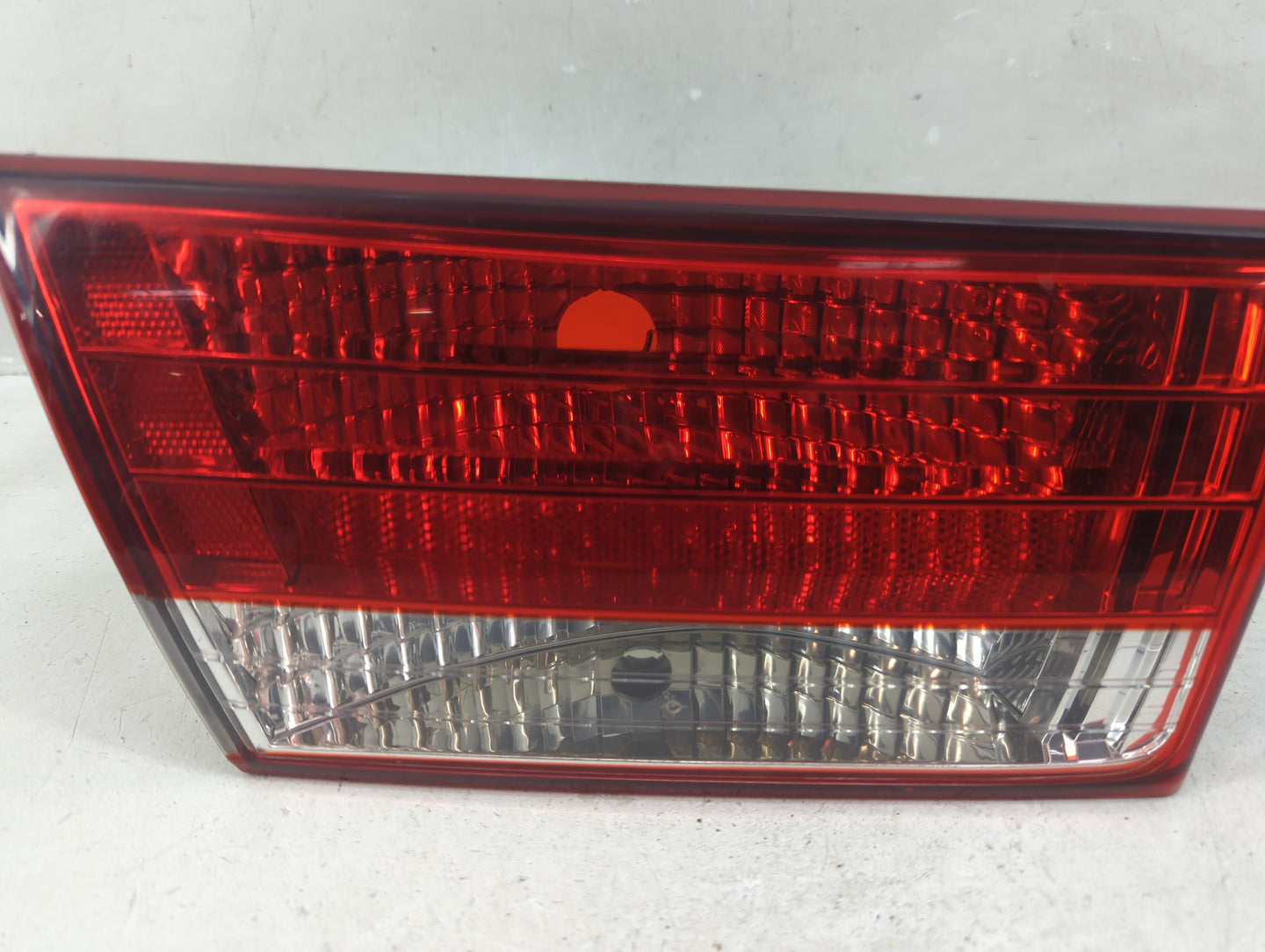2006-2008 Hyundai Sonata Tail Light Assembly Passenger Right OEM Fits Fits 2006 2007 2008 OEM Used Auto Parts - Oemusedautop