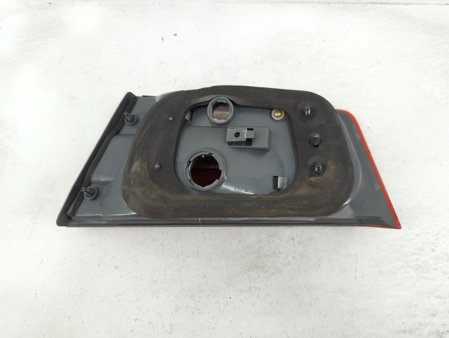 2006-2008 Hyundai Sonata Tail Light Assembly Passenger Right OEM Fits Fits 2006 2007 2008 OEM Used Auto Parts - Oemusedautop