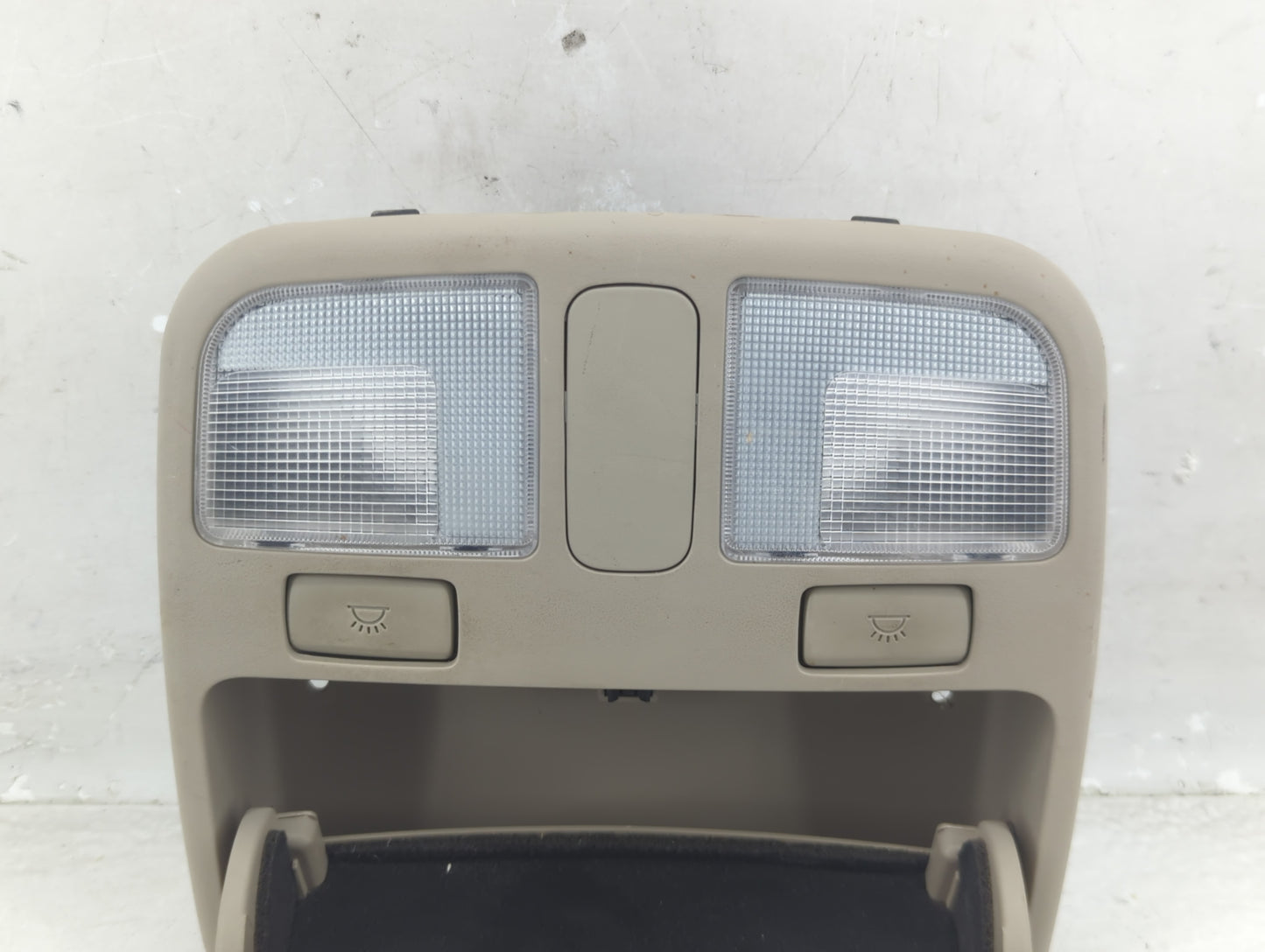 2008-2008 Hyundai Sonata Overhead Roof Console 1321833 - Oemusedautoparts1.com