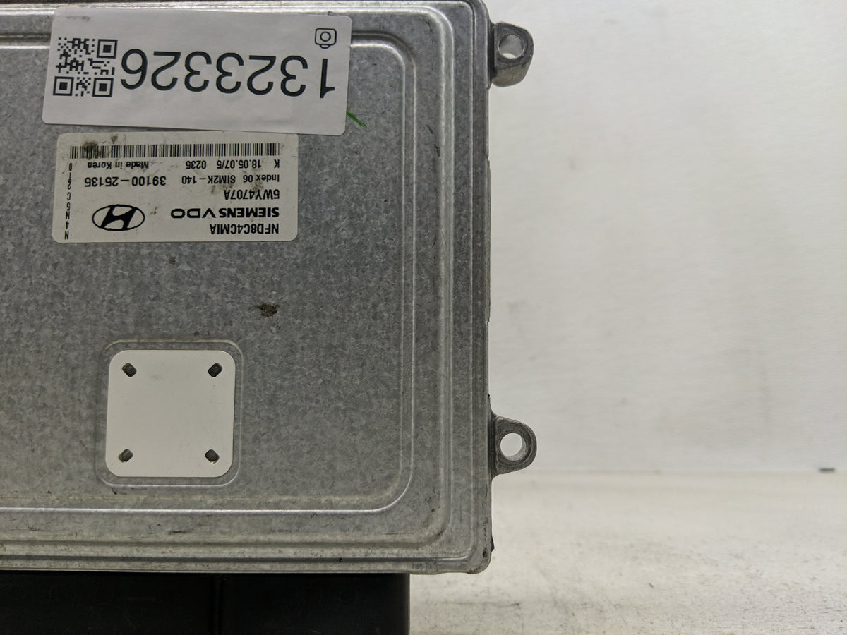 2006-2008 Hyundai Sonata PCM Engine Control Computer ECU ECM PCU OEM P/N:39100-25135 Fits 2006 2007 2008 OEM Used Auto Parts