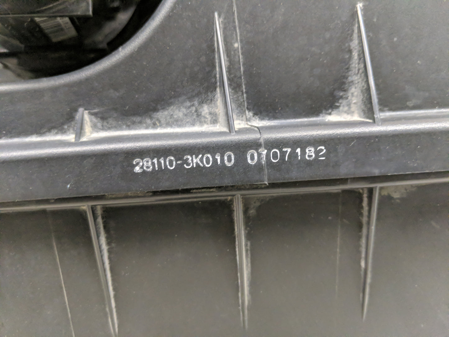 2006-2008 Hyundai Sonata Air Cleaner Intake-duct Hose Tube - Oemusedautoparts1.com