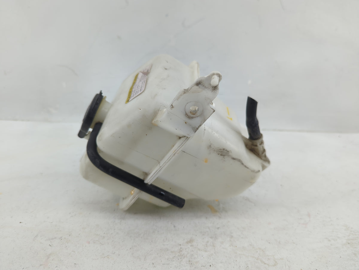 2006-2009 Hyundai Sonata Radiator Coolant Overflow Expansion Tank Bottle 1369219 - Oemusedautoparts1.com