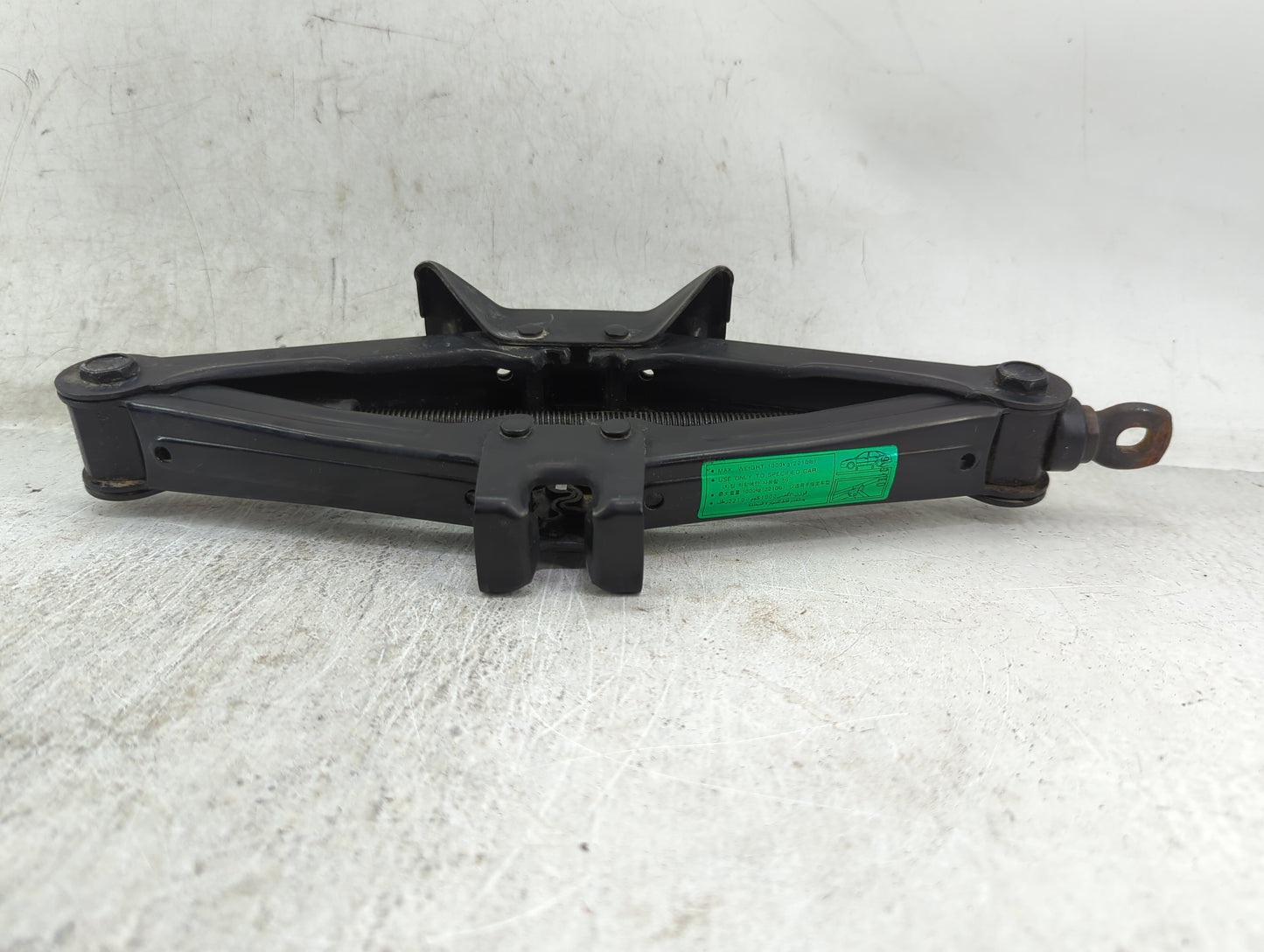 2008 Hyundai Sonata Spare Scissor Car Jack - Oemusedautoparts1.com