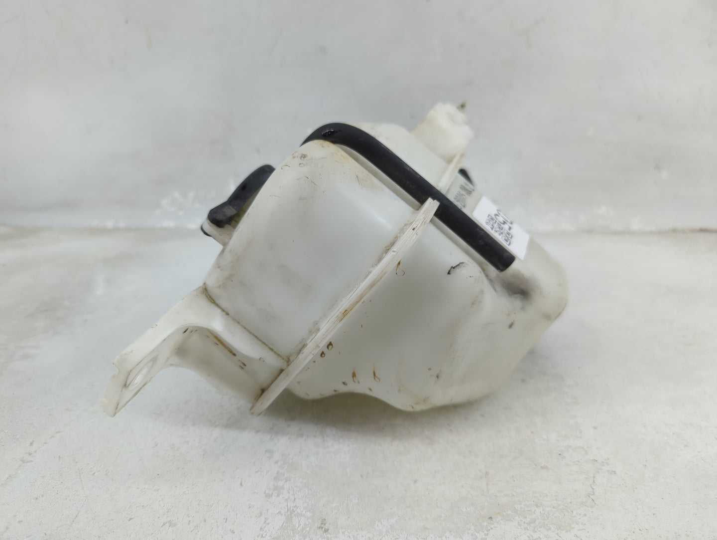 2006-2009 Hyundai Sonata Radiator Coolant Overflow Expansion Tank Bottle 1459505 - Oemusedautoparts1.com