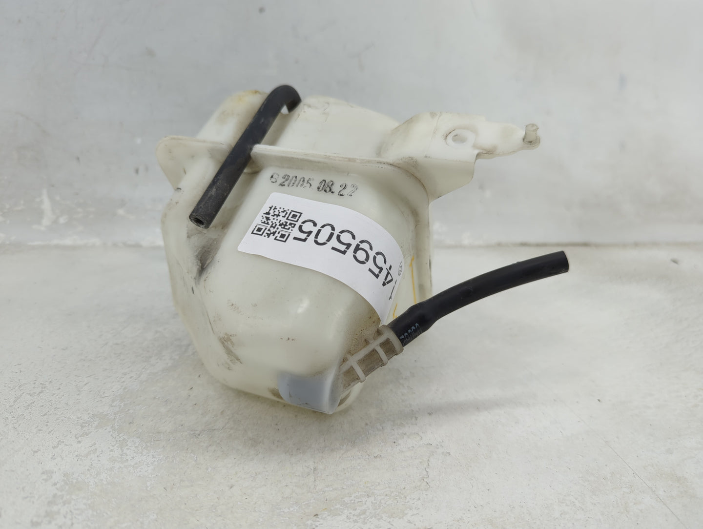 2006-2009 Hyundai Sonata Radiator Coolant Overflow Expansion Tank Bottle 1459505 - Oemusedautoparts1.com