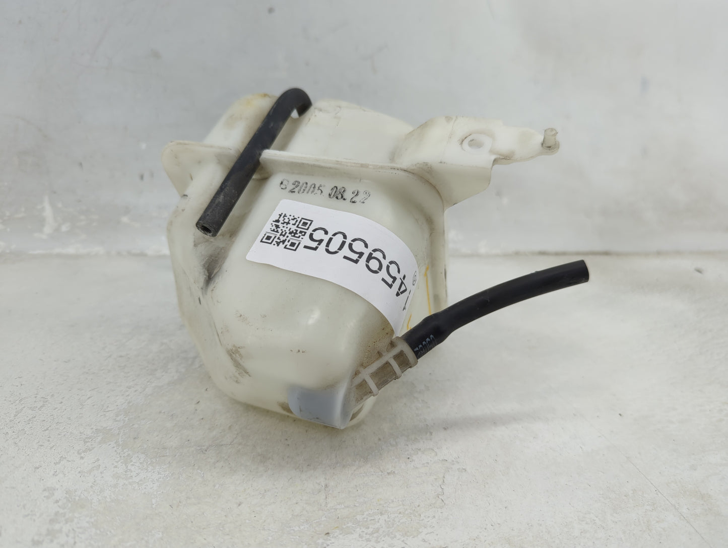 2006-2009 Hyundai Sonata Radiator Coolant Overflow Expansion Tank Bottle 1459505 - Oemusedautoparts1.com