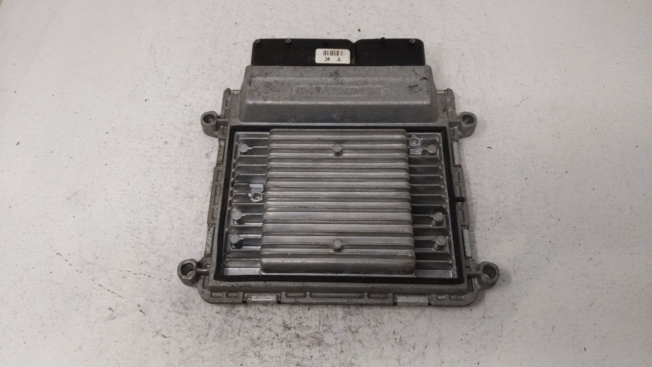 2006-2008 Hyundai Sonata PCM Engine Control Computer ECU ECM PCU OEM P/N:39100-25131 39100-25135 Fits Fits 2006 2007 2008 OE