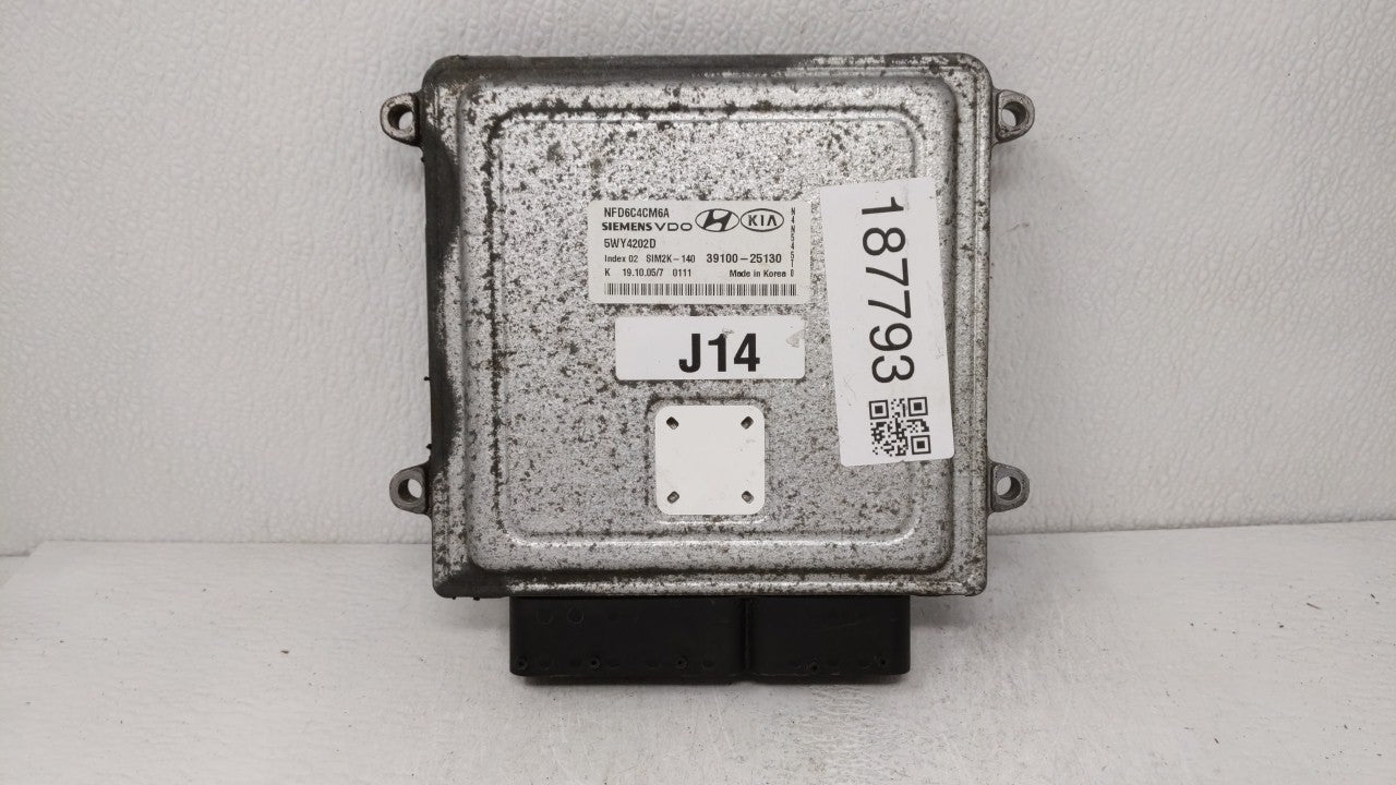 2006-2008 Hyundai Sonata PCM Engine Control Computer ECU ECM PCU OEM P/N:39100-25131 39100-25135 Fits Fits 2006 2007 2008 OE