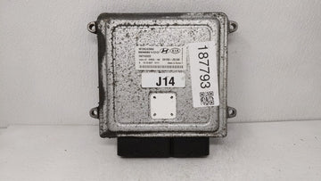 2006-2008 Hyundai Sonata PCM Engine Control Computer ECU ECM PCU OEM P/N:39100-25131 39100-25135 Fits Fits 2006 2007 2008 OE