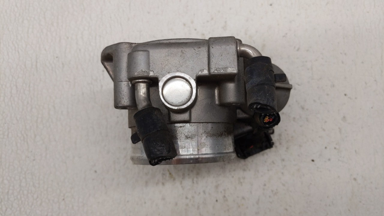 2006-2010 Hyundai Sonata Throttle Body P/N:35100-25400 35100-25200 Fits Fits 2006 2007 2008 2009 2010 2011 2012 2013 OEM Use
