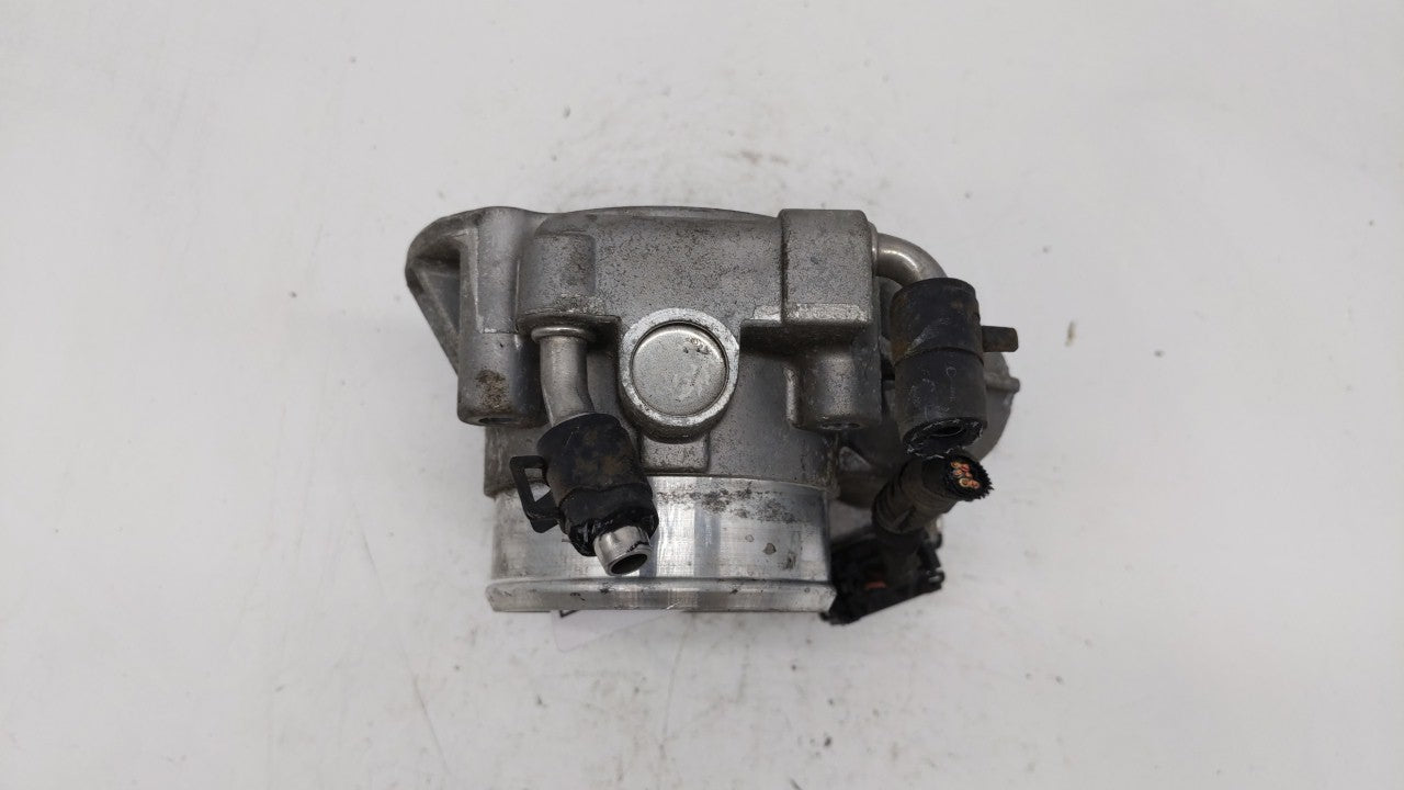 2006-2010 Hyundai Sonata Throttle Body P/N:35100-25400 35100-25200 Fits Fits 2006 2007 2008 2009 2010 2011 2012 2013 OEM Use