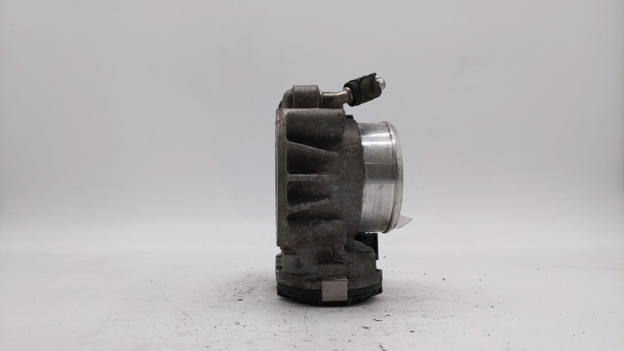2006-2010 Hyundai Sonata Throttle Body P/N:35100-25400 35100-25200 Fits Fits 2006 2007 2008 2009 2010 2011 2012 2013 OEM Use