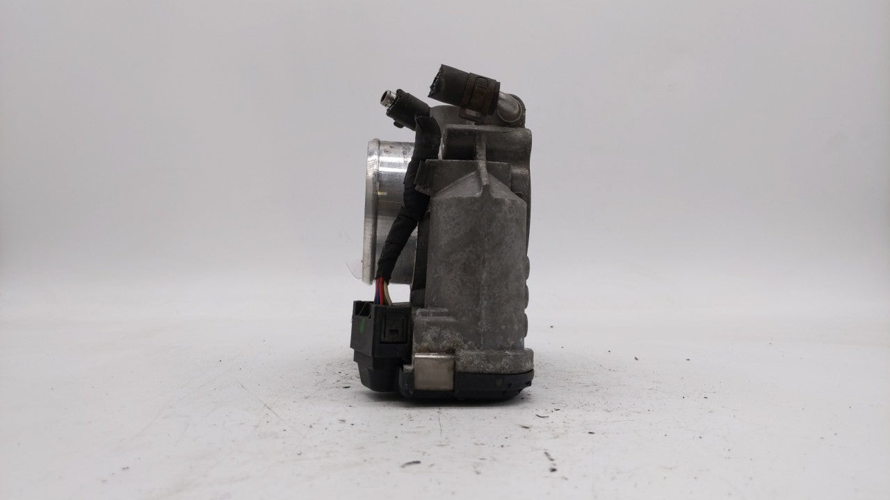 2006-2010 Hyundai Sonata Throttle Body P/N:35100-25400 35100-25200 Fits Fits 2006 2007 2008 2009 2010 2011 2012 2013 OEM Use