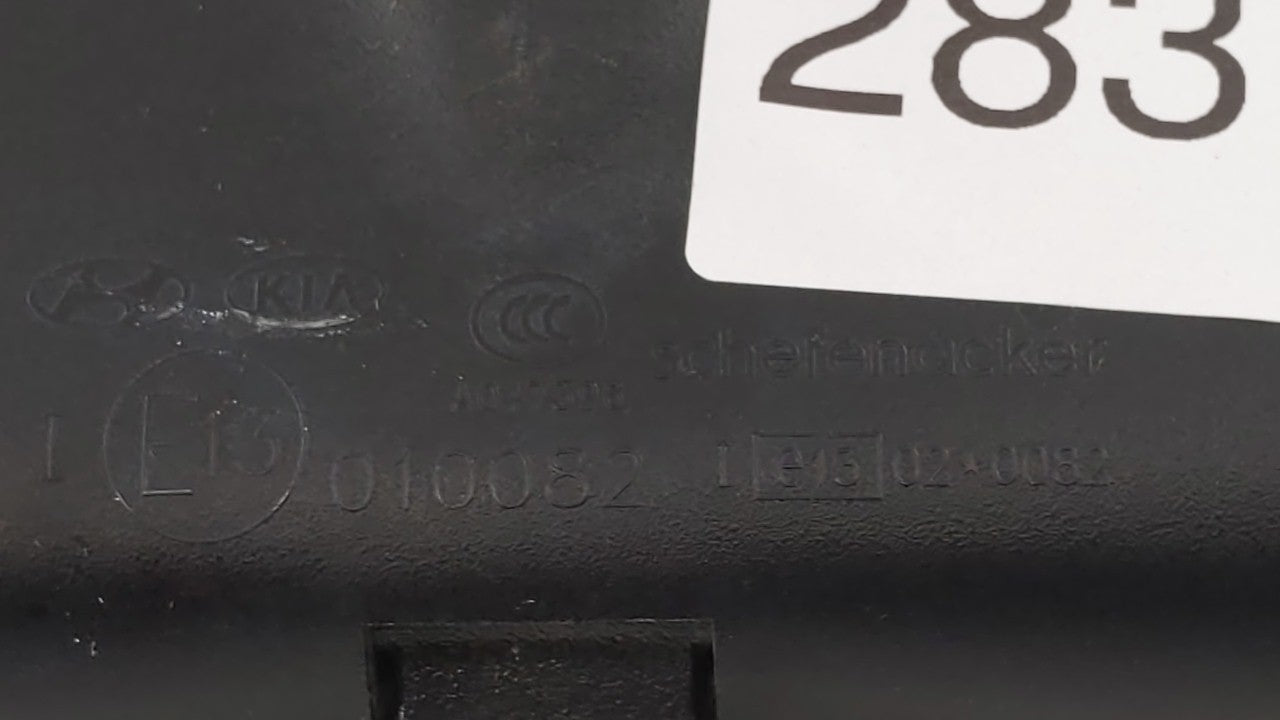 2008 Hyundai Sonata Interior Rear View Mirror Replacement OEM P/N:026391 E13010082 Fits OEM Used Auto Parts - Oemusedautopar