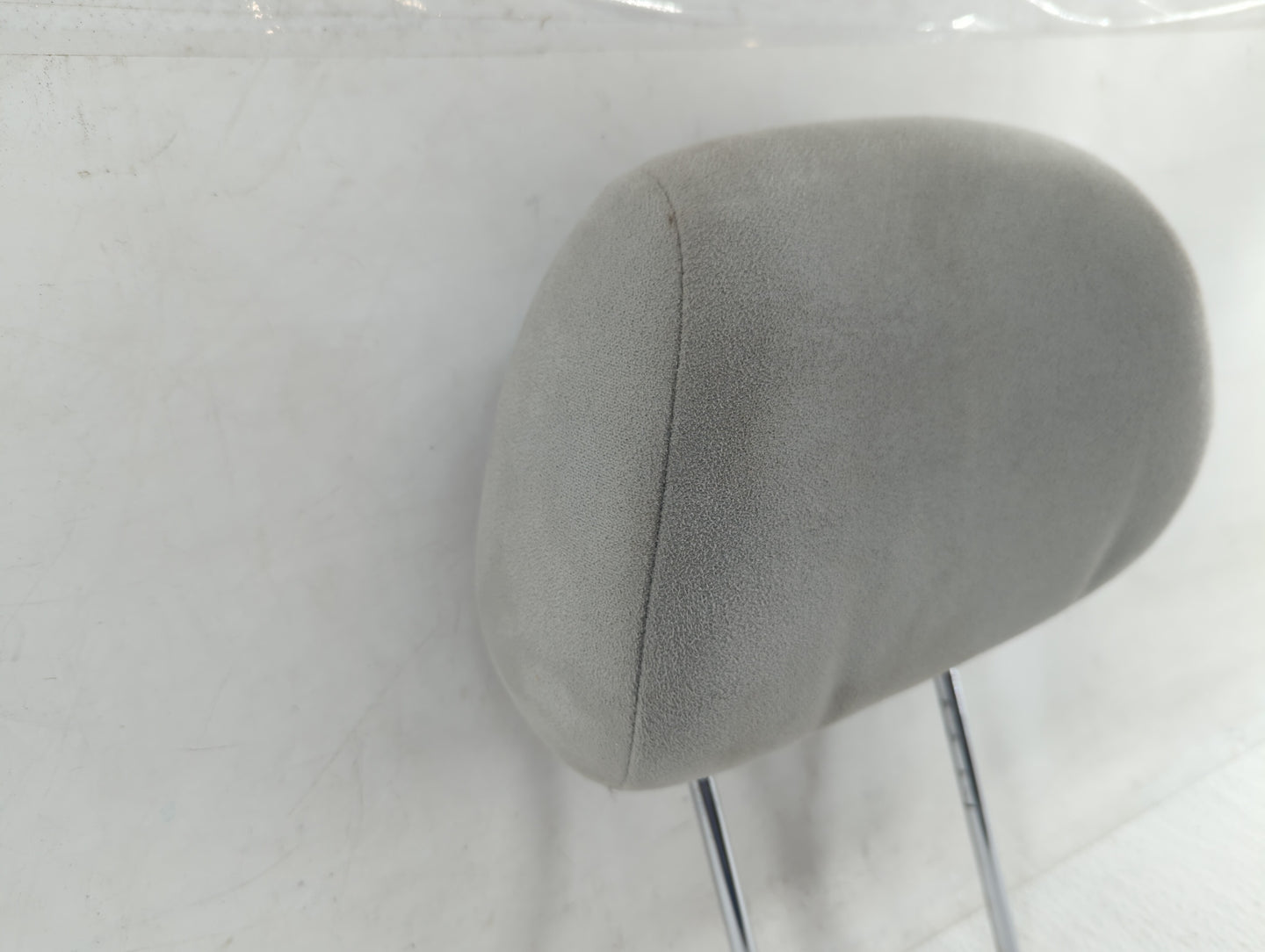2006-2008 Hyundai Sonata Headrest Head Rest Front Driver Passenger Seat Fits Fits 2006 2007 2008 OEM Used Auto Parts - Oemus