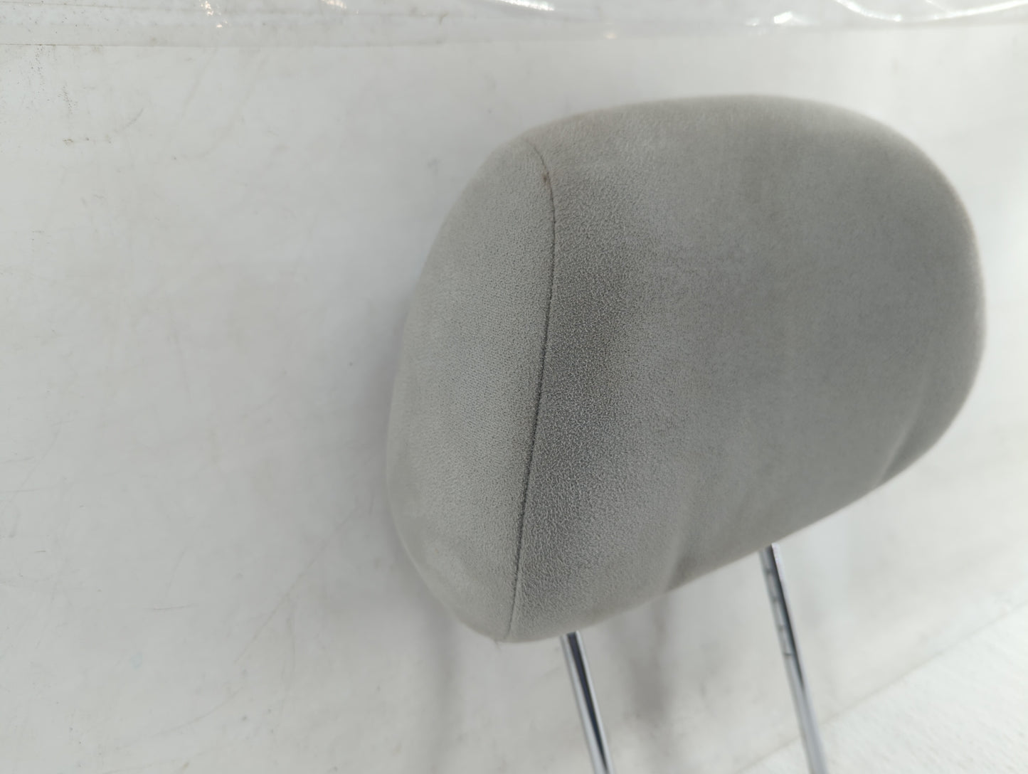2006-2008 Hyundai Sonata Headrest Head Rest Front Driver Passenger Seat Fits Fits 2006 2007 2008 OEM Used Auto Parts - Oemus