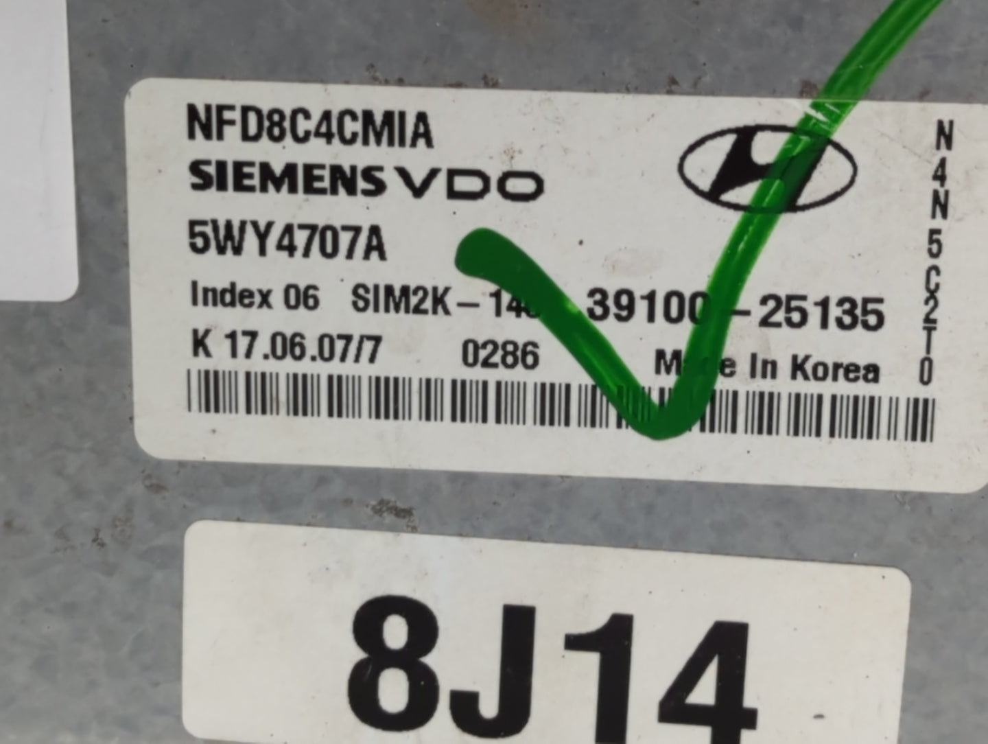 2006-2008 Hyundai Sonata PCM Engine Control Computer ECU ECM PCU OEM P/N:39100-25131 39100-25135 Fits Fits 2006 2007 2008 OE