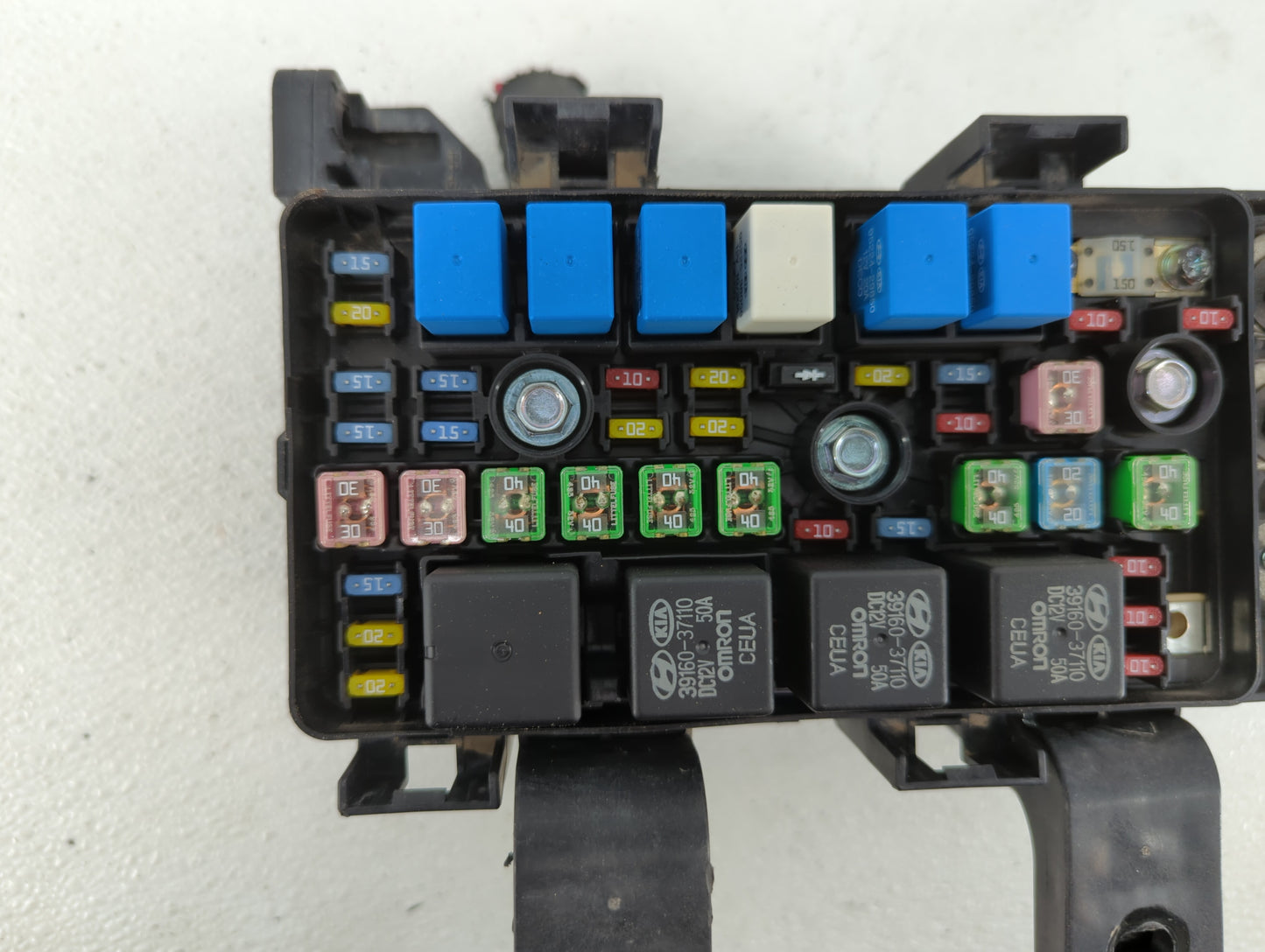 2008-2010 Hyundai Sonata Fusebox Fuse Box Panel Relay Module P/N:91950-3K540 91950-3K750 Fits Fits 2008 2009 2010 OEM Used A