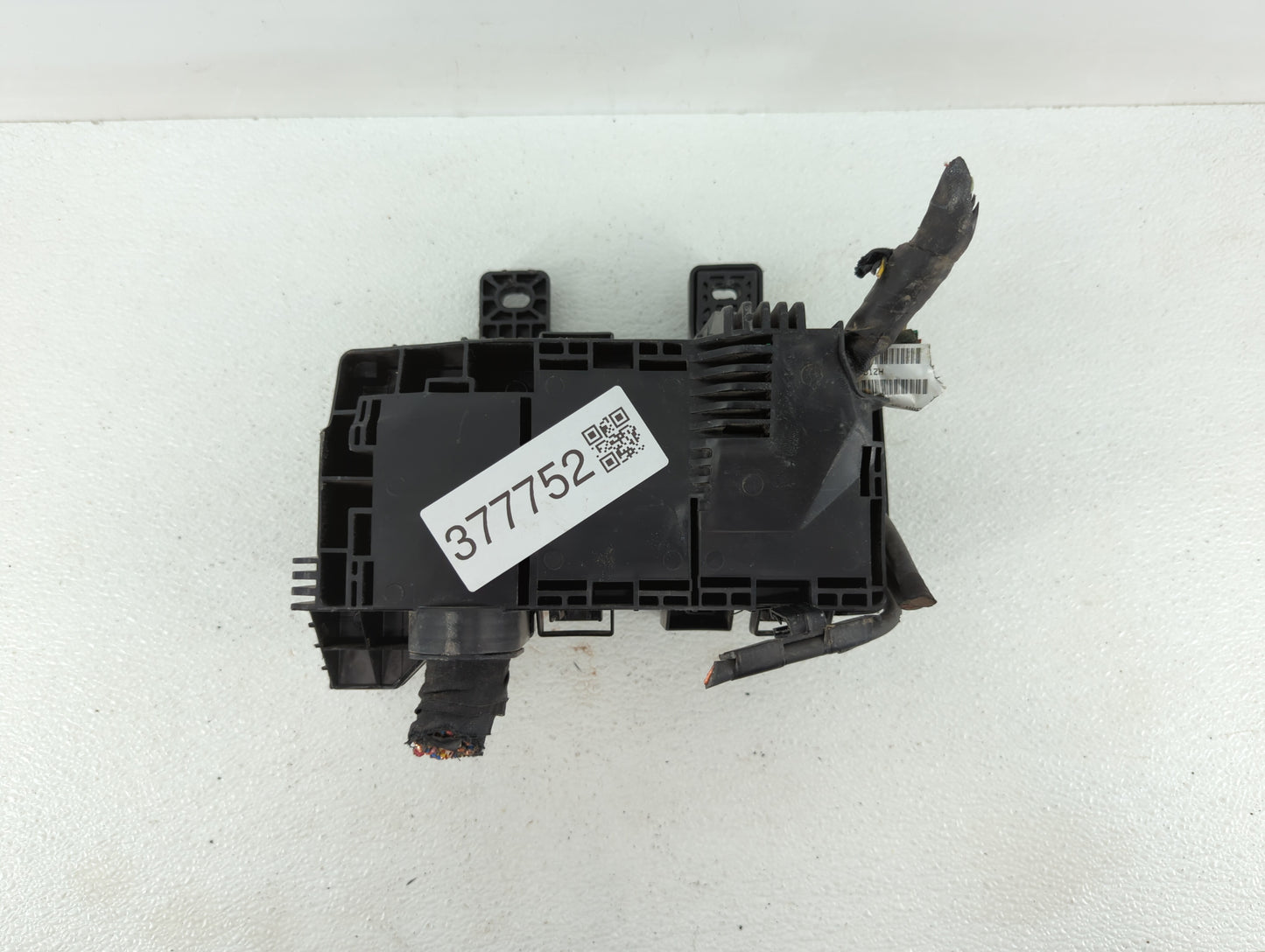 2008-2010 Hyundai Sonata Fusebox Fuse Box Panel Relay Module P/N:91950-3K540 91950-3K750 Fits Fits 2008 2009 2010 OEM Used A