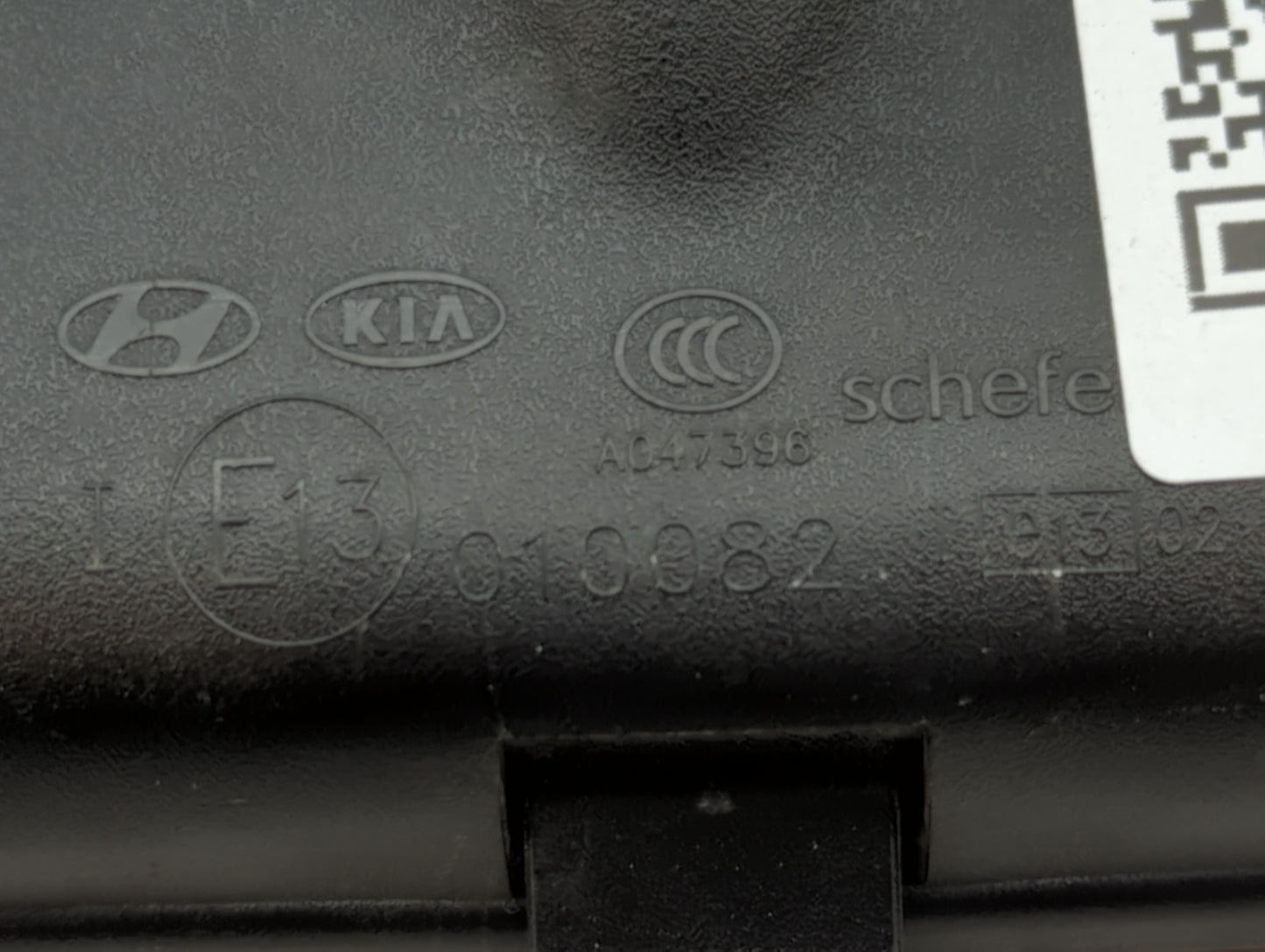 2008 Hyundai Sonata Interior Rear View Mirror Replacement OEM P/N:026391 E13010082 Fits OEM Used Auto Parts - Oemusedautopar