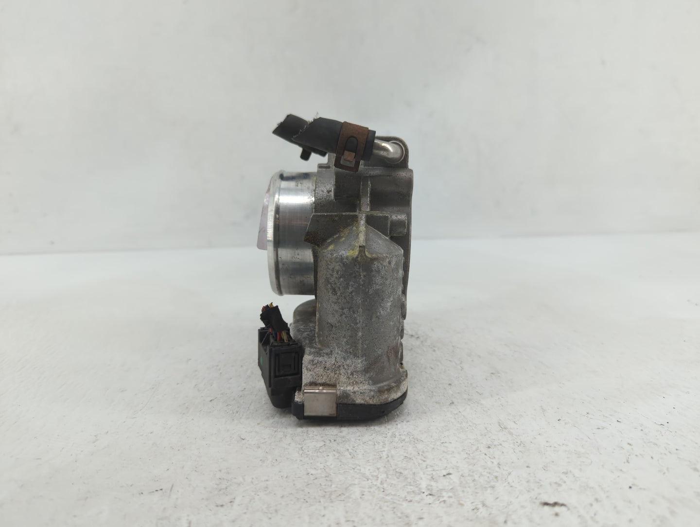 2006-2010 Hyundai Sonata Throttle Body P/N:35100-25400 35100-25200 Fits Fits 2006 2007 2008 2009 2010 2011 2012 2013 OEM Use