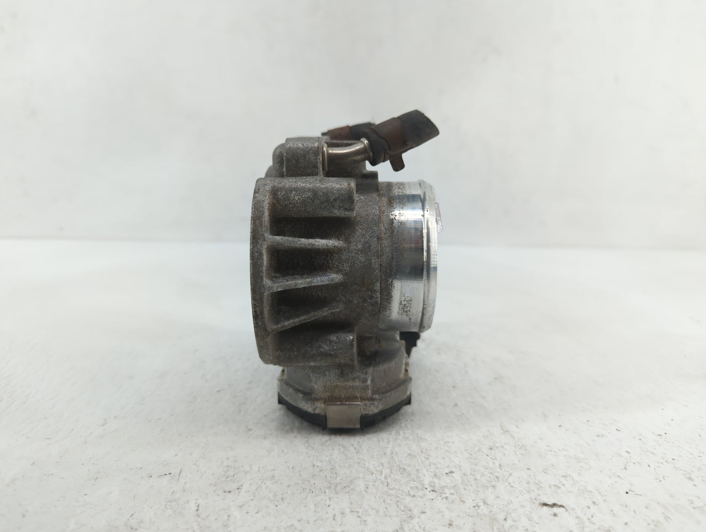 2006-2010 Hyundai Sonata Throttle Body P/N:35100-25400 35100-25200 Fits Fits 2006 2007 2008 2009 2010 2011 2012 2013 OEM Use