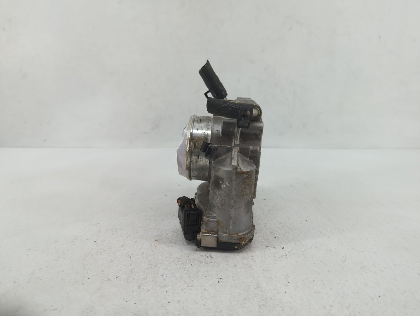 2006-2010 Hyundai Sonata Throttle Body P/N:35100-25400 35100-25200 Fits Fits 2006 2007 2008 2009 2010 2011 2012 2013 OEM Use