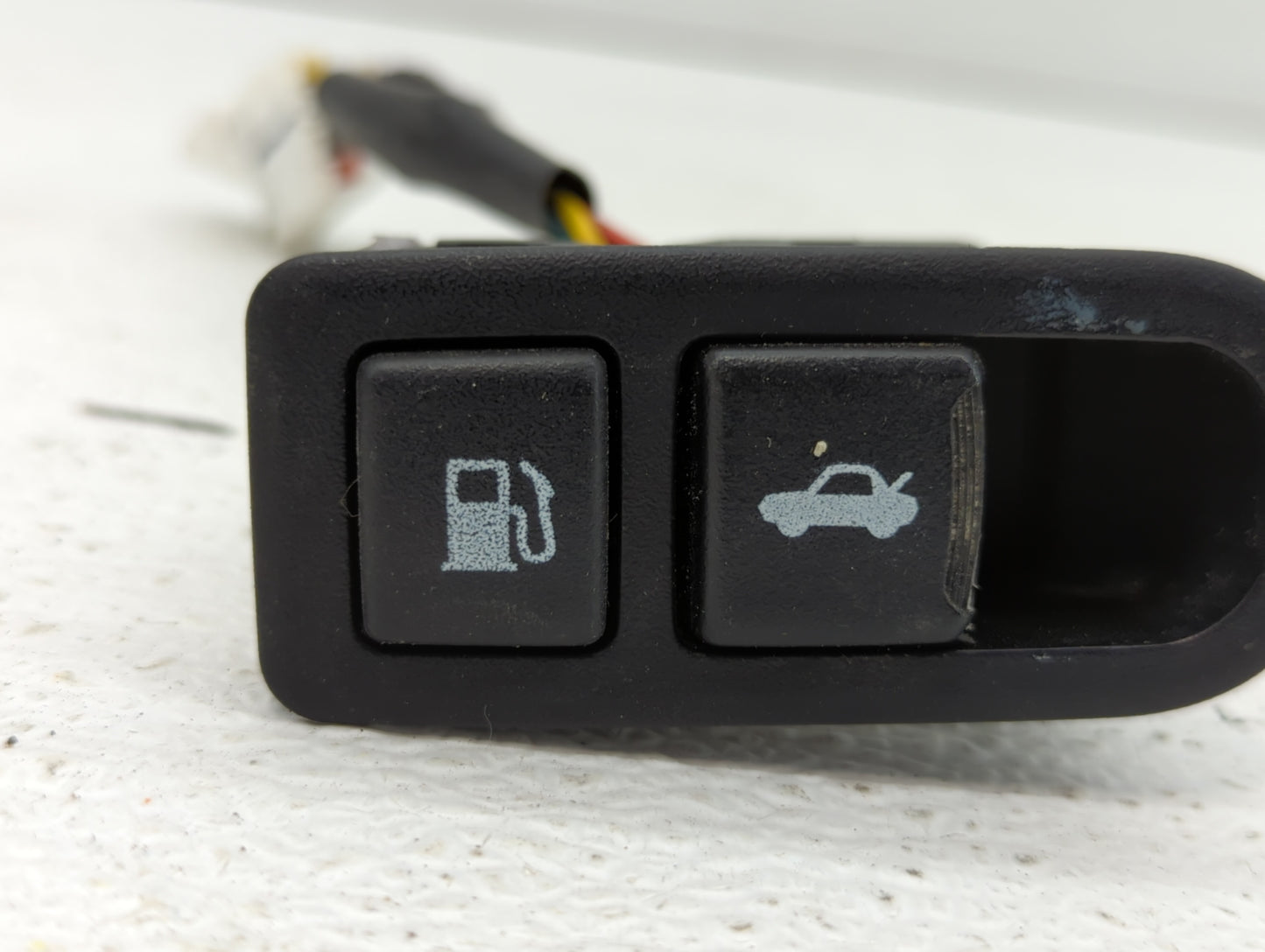 2008 Hyundai Sonata Trunk Lid-hinge Left Drivers Side Black - Oemusedautoparts1.com