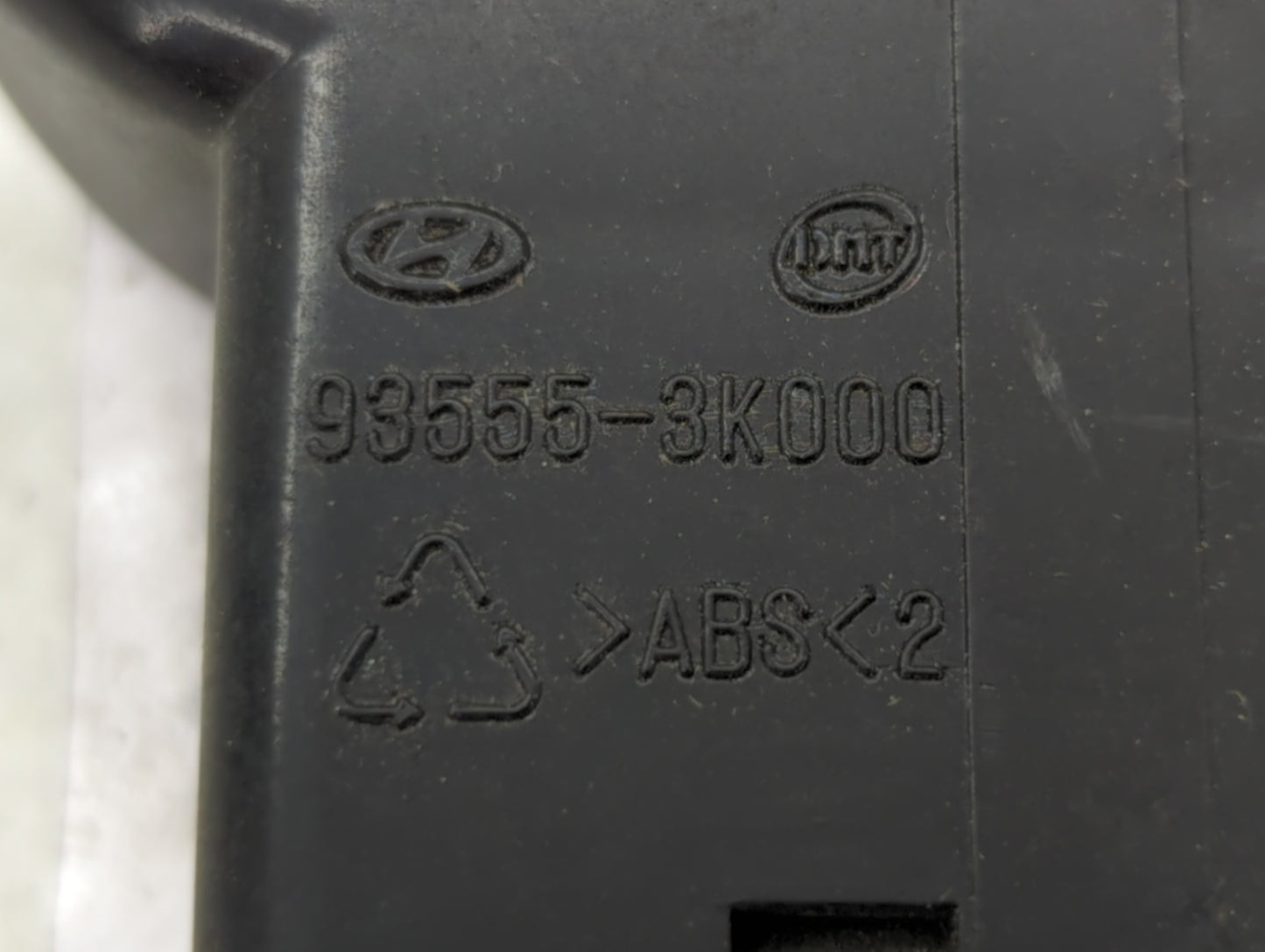 2008 Hyundai Sonata Trunk Lid-hinge Left Drivers Side Black - Oemusedautoparts1.com