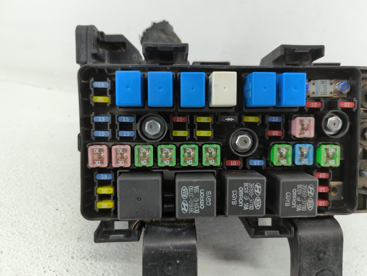 2008-2010 Hyundai Sonata Fusebox Fuse Box Panel Relay Module P/N:91950-3K540 91950-3K750 Fits Fits 2008 2009 2010 OEM Used A