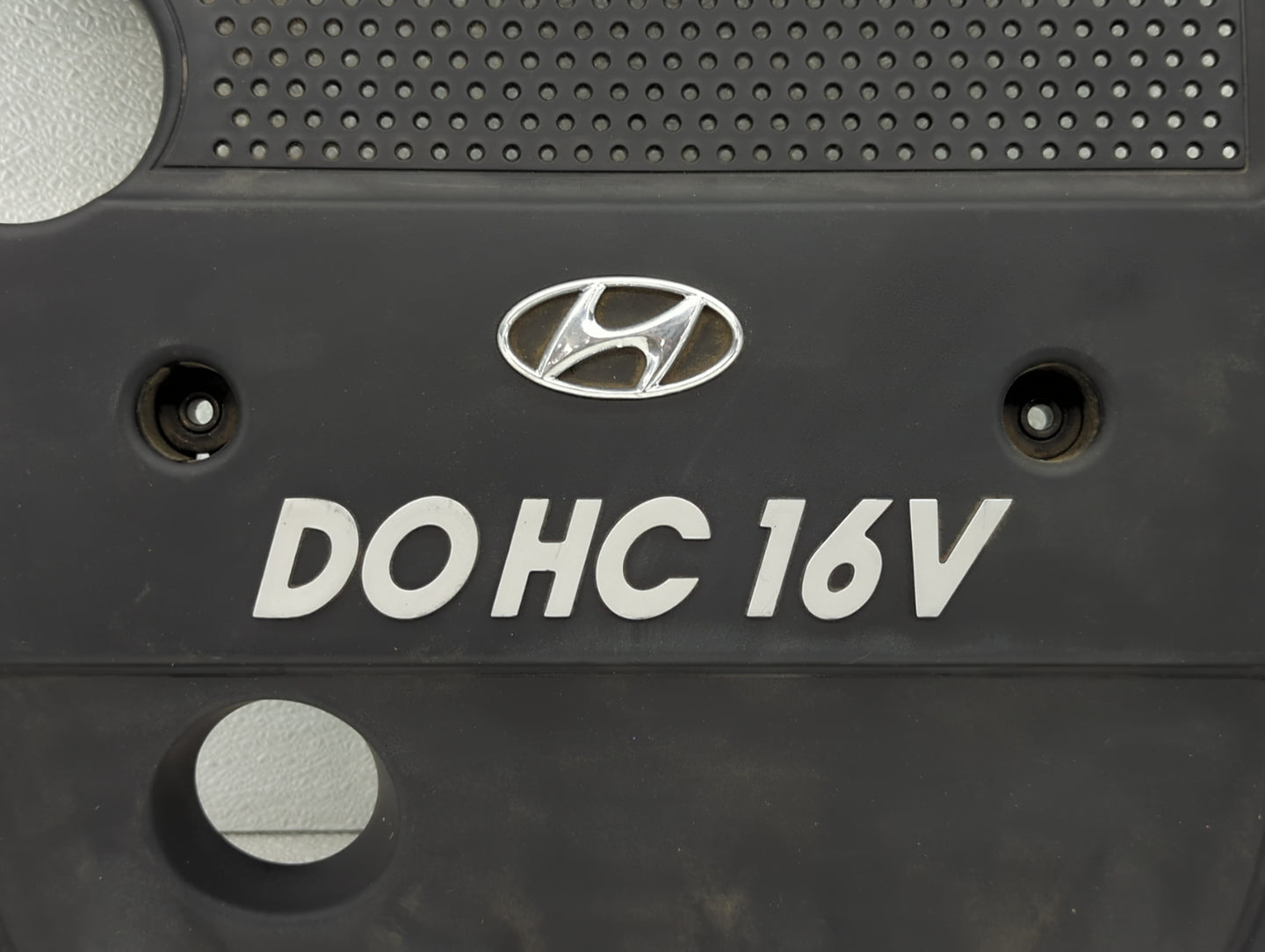 2008 Hyundai Sonata Engine Cover - Oemusedautoparts1.com