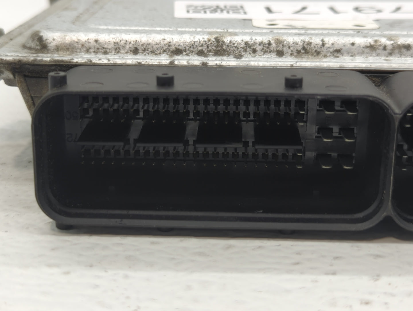 2006-2008 Hyundai Sonata PCM Engine Control Computer ECU ECM PCU OEM P/N:39100-25135 39100-25131 Fits Fits 2006 2007 2008 OE