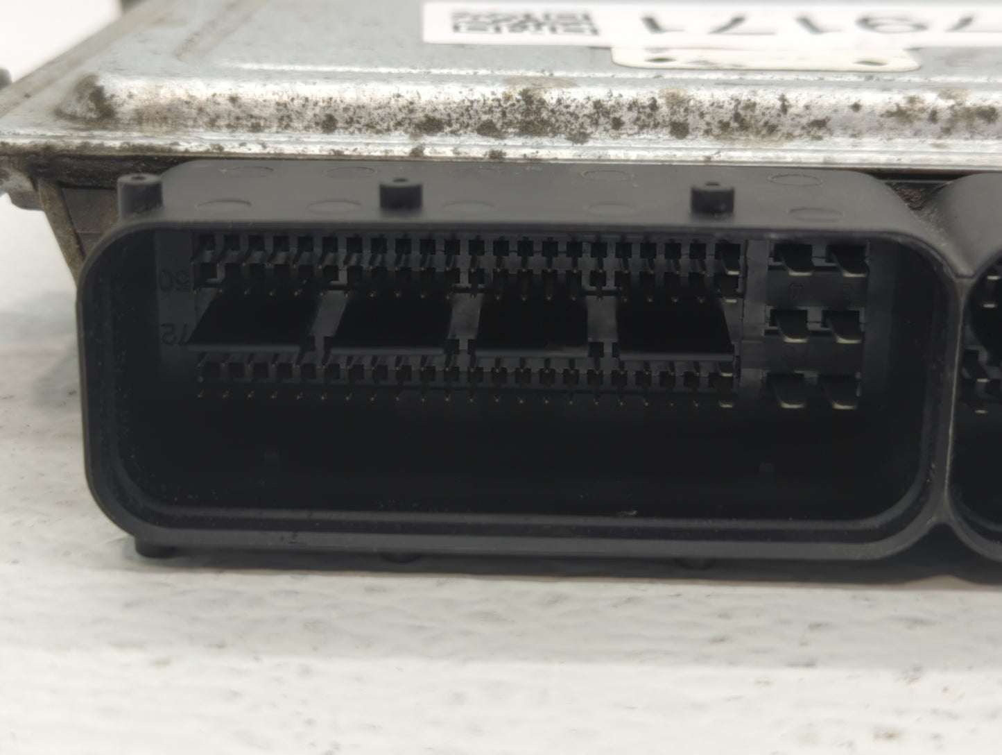 2006-2008 Hyundai Sonata PCM Engine Control Computer ECU ECM PCU OEM P/N:39100-25135 39100-25131 Fits Fits 2006 2007 2008 OE