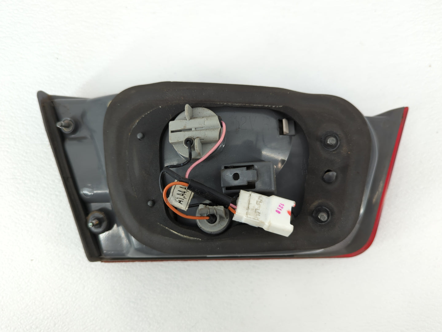 2006-2008 Hyundai Sonata Tail Light Assembly Driver Left OEM P/N:92403-0A0 Fits Fits 2006 2007 2008 OEM Used Auto Parts - Oe