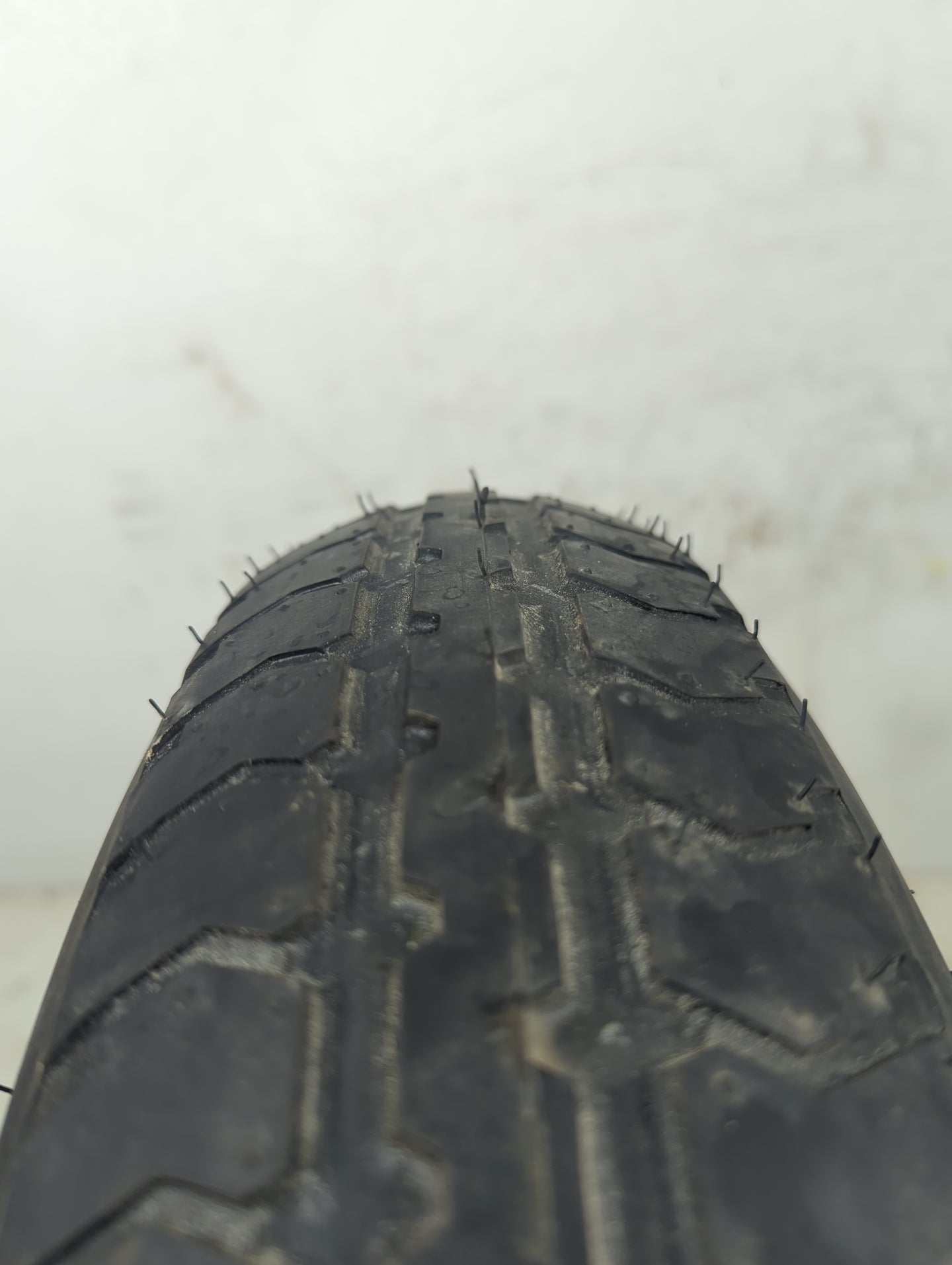 2008 Hyundai Sonata Spare Donut Tire Wheel Rim Oem 5036363 - Oemusedautoparts1.com