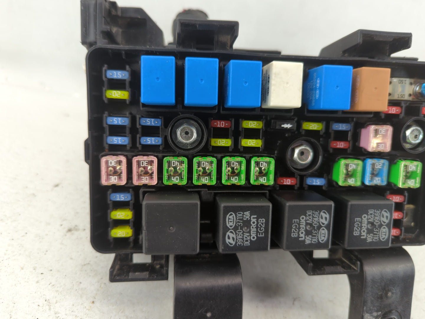 2008-2010 Hyundai Sonata Fusebox Fuse Box Panel Relay Module P/N:91950-3K540 91950-3K750 Fits Fits 2008 2009 2010 OEM Used A