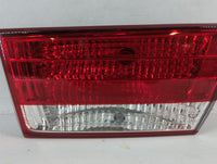2008 Hyundai Sonata Tail Light Assembly Passenger Right OEM P/N:92404-0A0 Fits OEM Used Auto Parts - Oemusedautoparts1.com