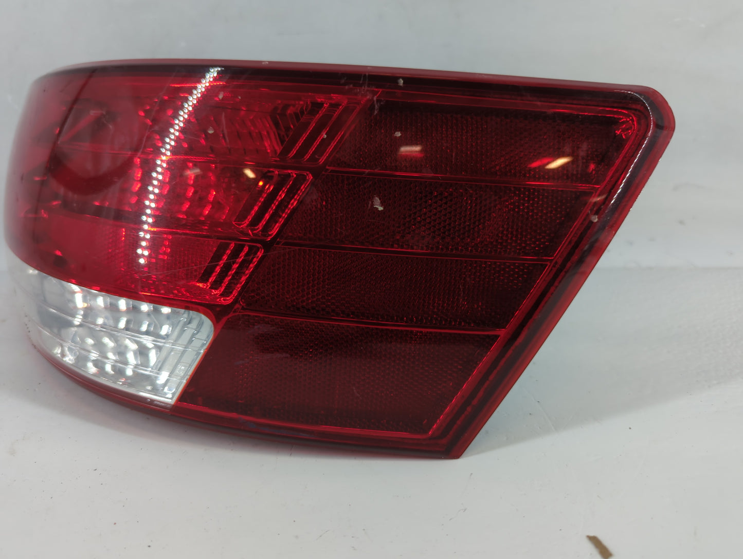 2006-2008 Hyundai Sonata Tail Light Assembly Driver Left OEM Fits Fits 2006 2007 2008 OEM Used Auto Parts - Oemusedautoparts