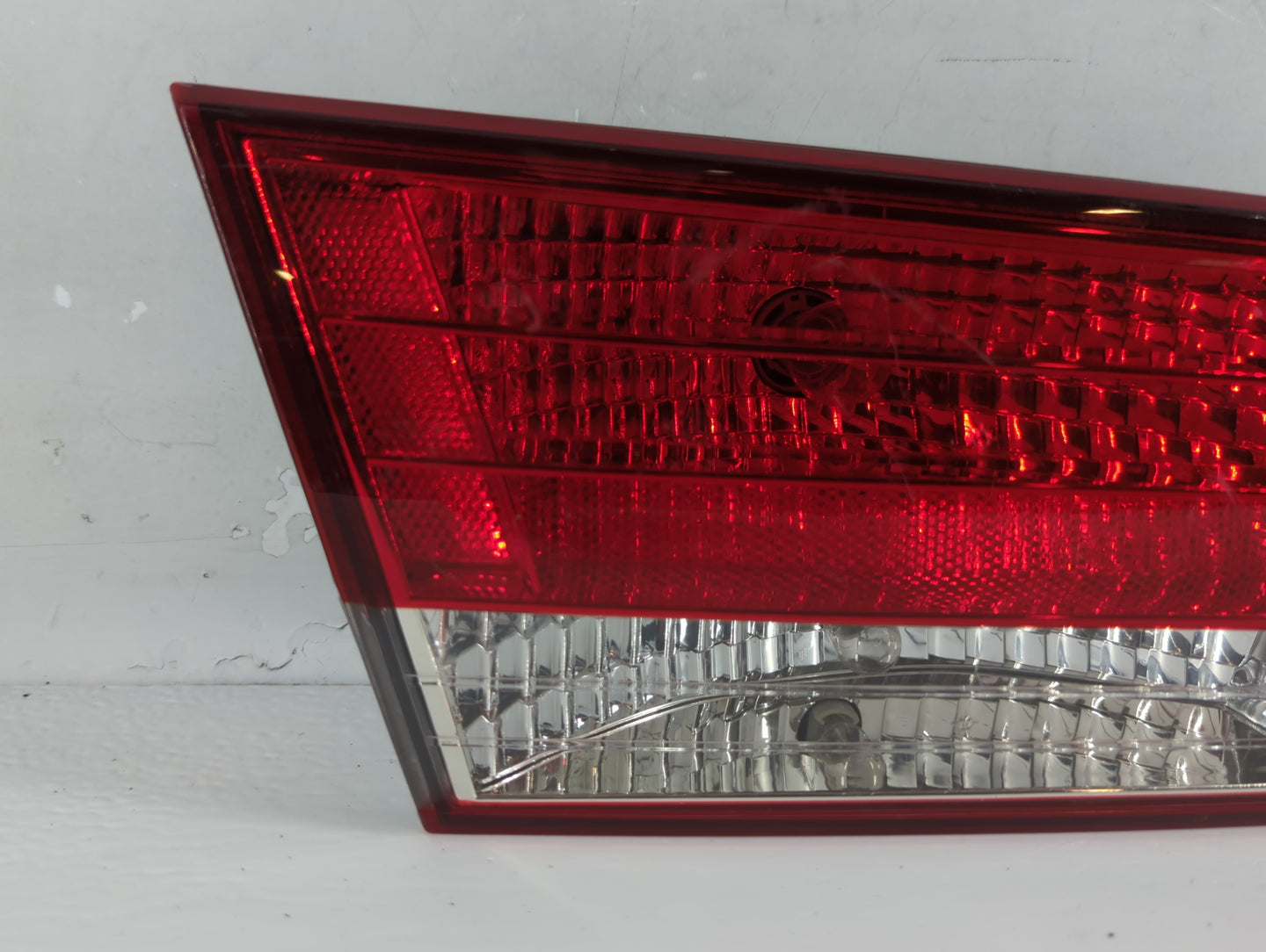 2008 Hyundai Sonata Tail Light Assembly Passenger Right OEM P/N:92403-0A0 Fits OEM Used Auto Parts - Oemusedautoparts1.com