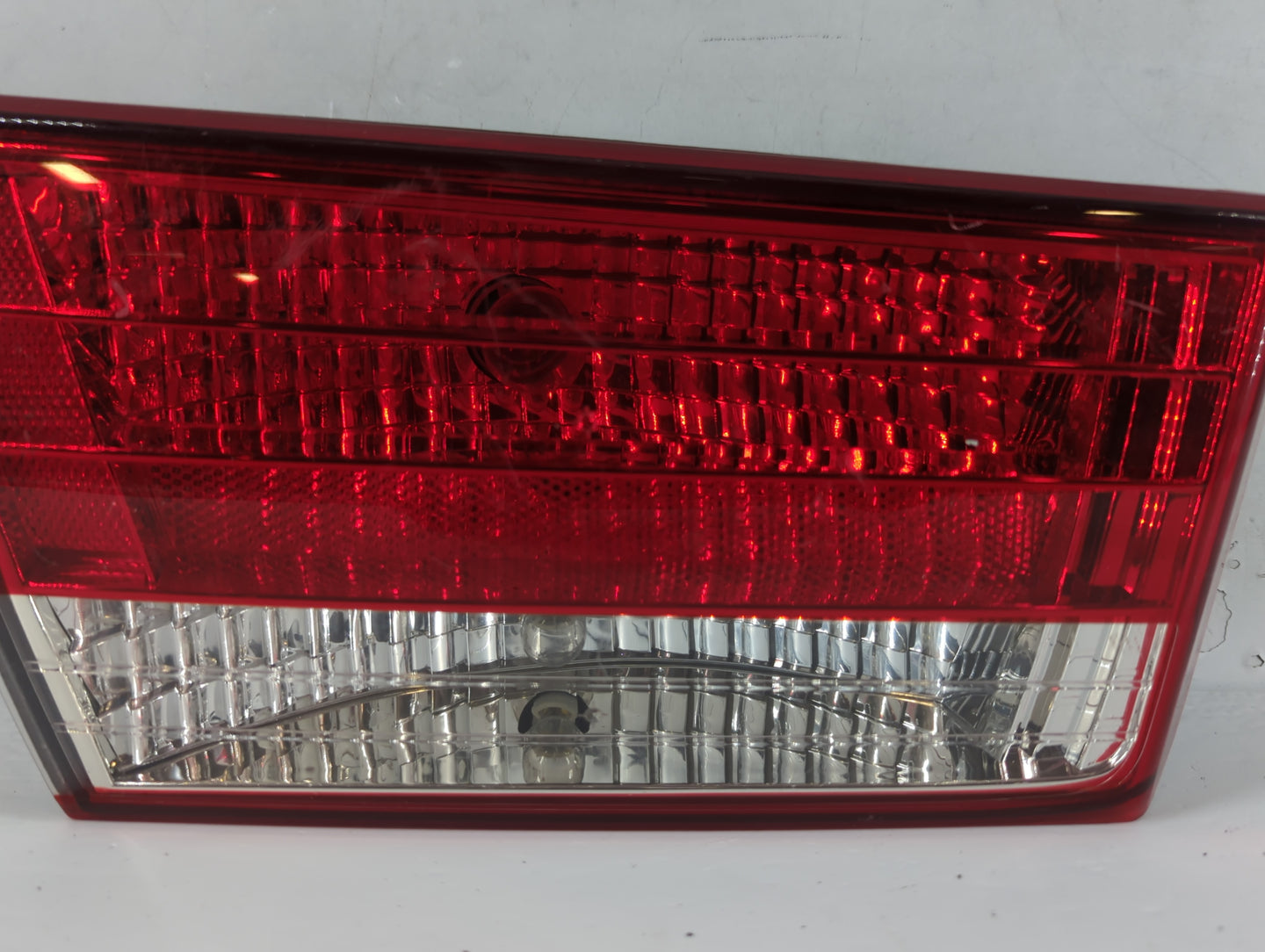 2008 Hyundai Sonata Tail Light Assembly Passenger Right OEM P/N:92403-0A0 Fits OEM Used Auto Parts - Oemusedautoparts1.com