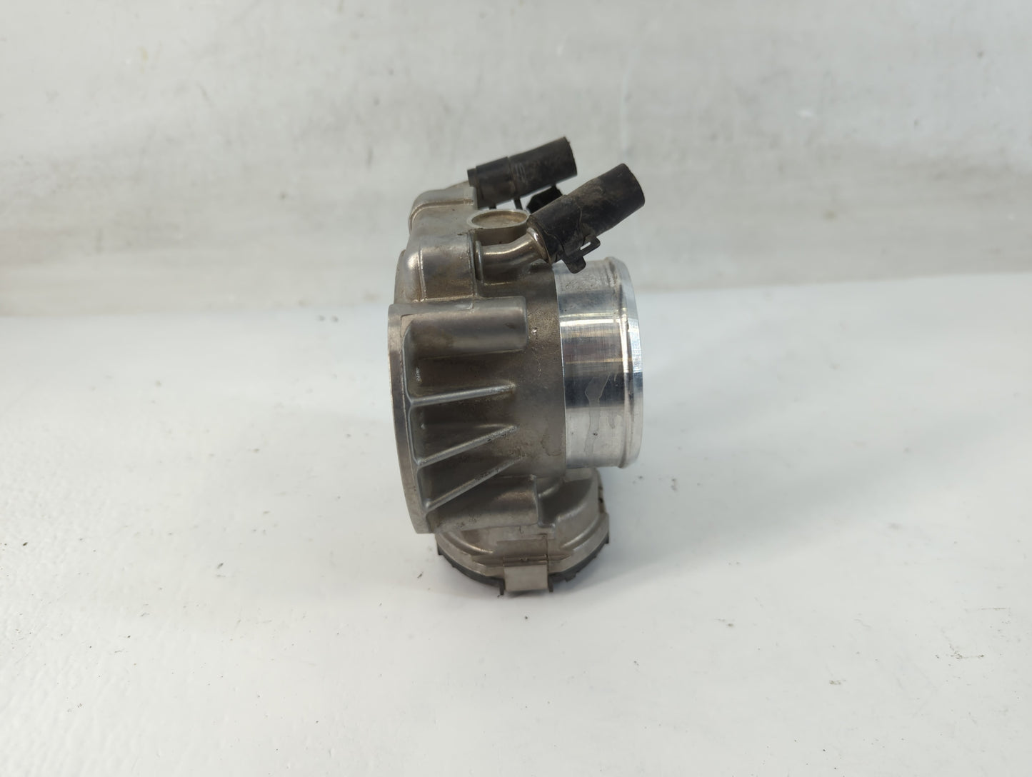 2006-2010 Hyundai Sonata Throttle Body P/N:35100-25200 Fits Fits 2006 2007 2008 2009 2010 2011 2012 2013 OEM Used Auto Parts