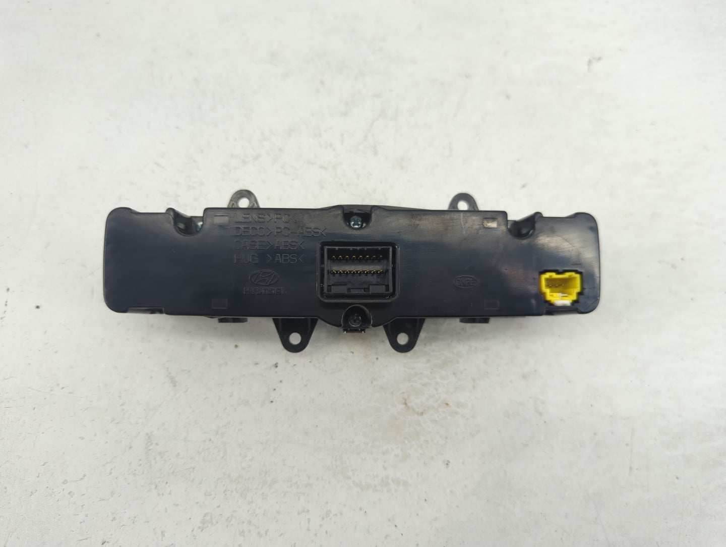 2008 Hyundai Tiburon Climate Control Module Temperature AC/Heater Replacement P/N:95900-2C170 Fits OEM Used Auto Parts - Oem