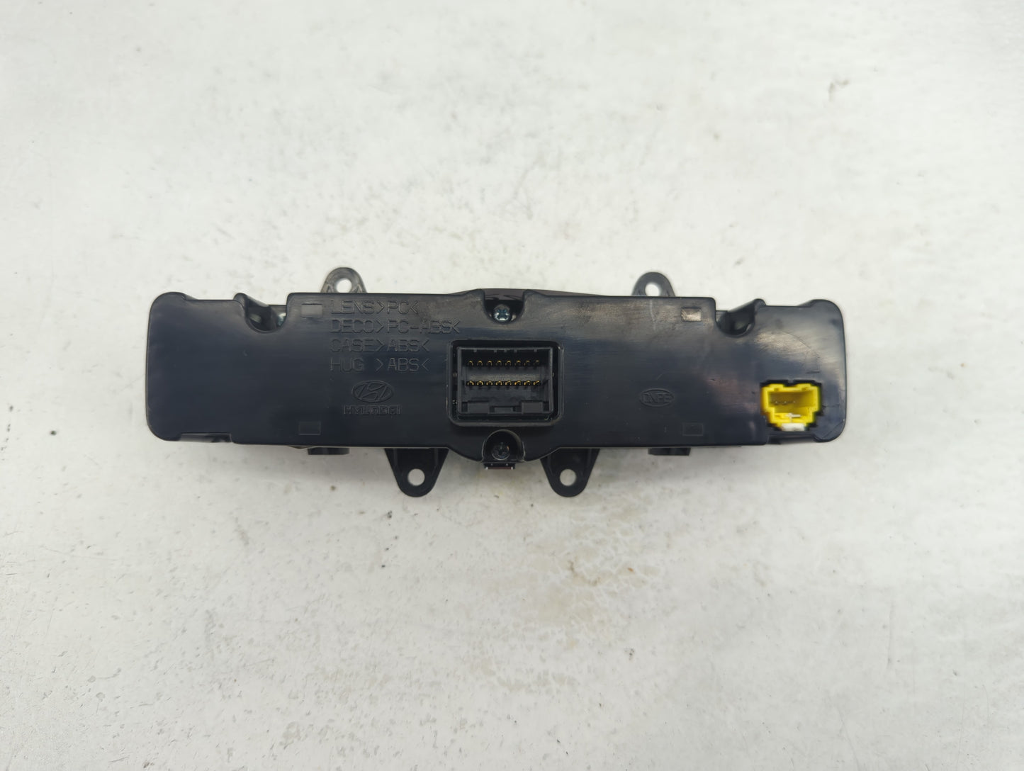 2008 Hyundai Tiburon Climate Control Module Temperature AC/Heater Replacement P/N:95900-2C170 Fits OEM Used Auto Parts - Oem