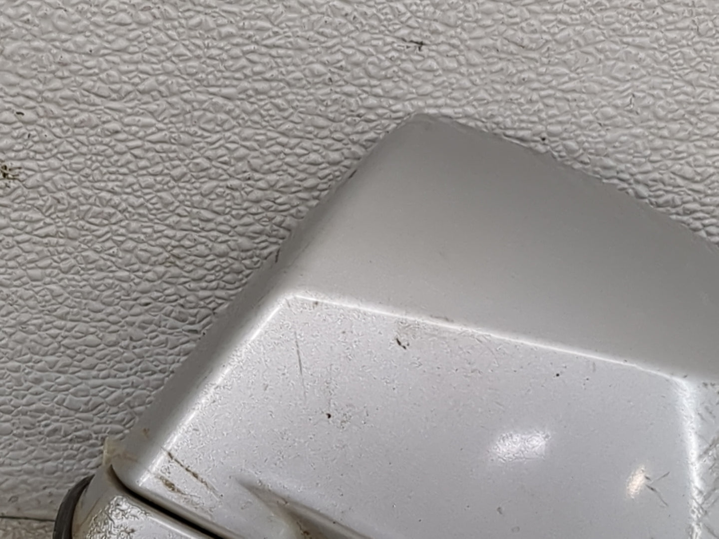 2005-2008 Hyundai Tiburon Driver Side View Mirror - Left Door Mirror OEM Used - Oemusedautoparts1.com