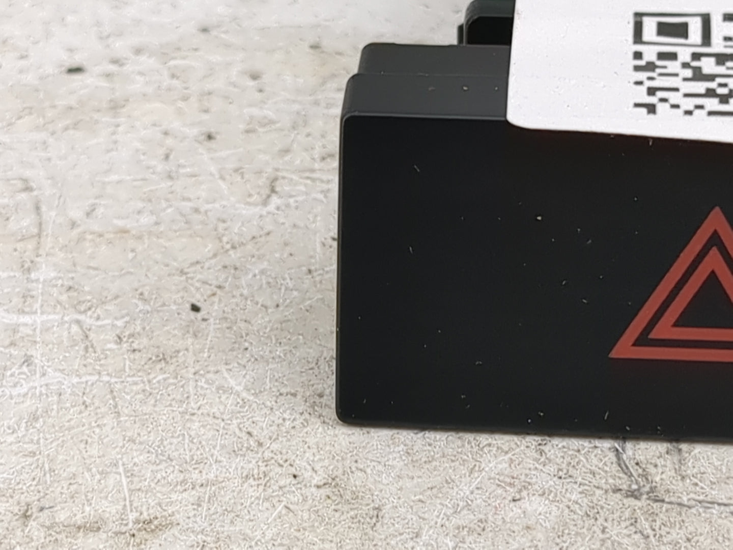 2008 Hyundai Tiburon Hazard Switch 93790 2c000 - Oemusedautoparts1.com