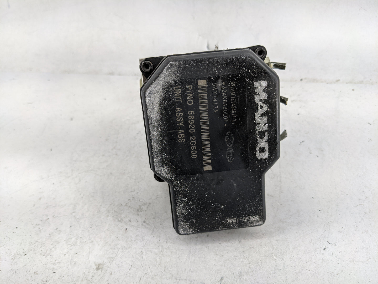2005-2008 Hyundai Tiburon ABS Pump Control Module Replacement P/N:58920-2C600 BH60106900 Fits Fits 2005 2006 2007 2008 OEM U